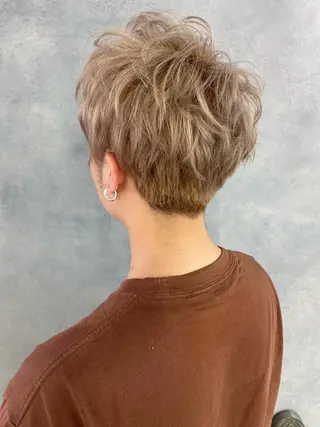 ショート 嶋田 久純のヘアスタイル