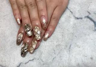 ネイル ネイルリボン 受付スタッフのネイルデザイン