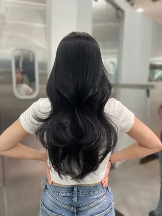 ロング カラー MINAMO 韓国レイヤーのヘアスタイル