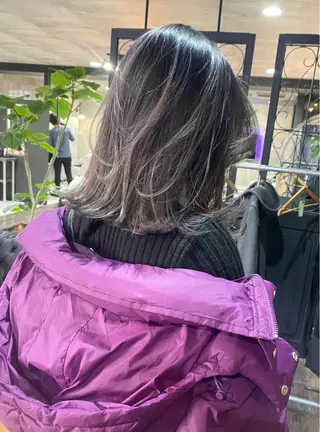 ミディアム レイヤーカット特化 💜SARIのヘアスタイル