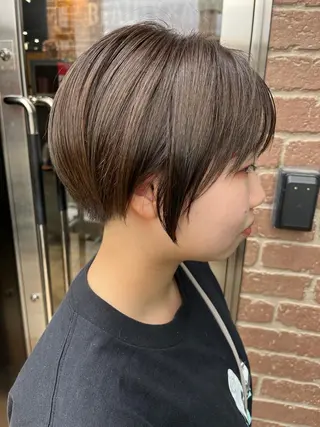 ショート カラー パーマ ヘアアレンジ メンズ キッズ ネイル マツエク・マツパ アイブロウ 久木原 ゆりのヘアスタイル