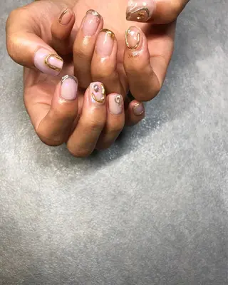 ネイル kiii.__ ✴︎*のネイルデザイン