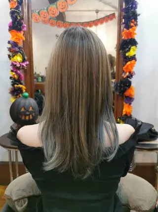 ロング 上間 洋子のヘアスタイル