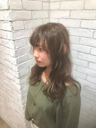 セミロング カラーアンドケアリタ kitamuuuのヘアスタイル