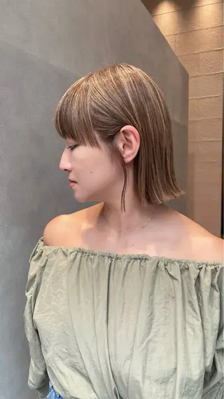 ショート カラー EMANONシェアサロン心斎橋店所属・韓国メンズヘア　ミル クティボブ　足立佳代のヘアスタイル