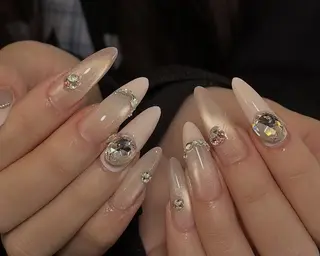 ネイル Pure&Rich Nailのネイルデザイン