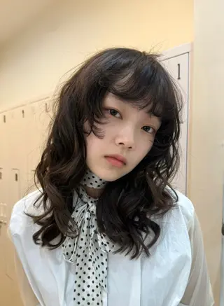 セミロング カラー ヘアアレンジ 山下 莉歩のヘアスタイル