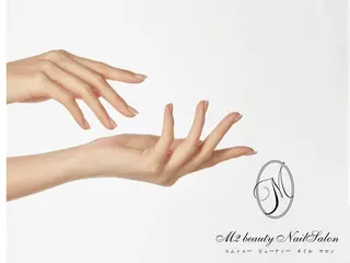 ネイル M2 BEAUTY サロンのネイルデザイン