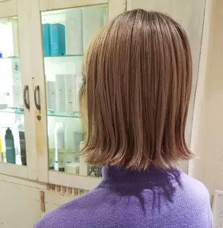 ショート 🙃 透明感カラー/ボブのヘアスタイル