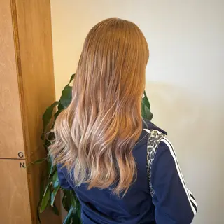 ロング 🍒‎🤍暖色カラー 今塚裕夏✧*｡のヘアスタイル