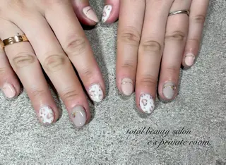 ネイル LAVISH nail salonのヘアスタイル