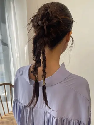 ヘアアレンジ 💓パーマ，💗 レイヤーカットのヘアスタイル