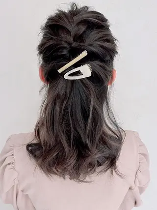ミディアム ヘアアレンジ 🌿アロマヘアルーム 横浜店✂︎のヘアスタイル