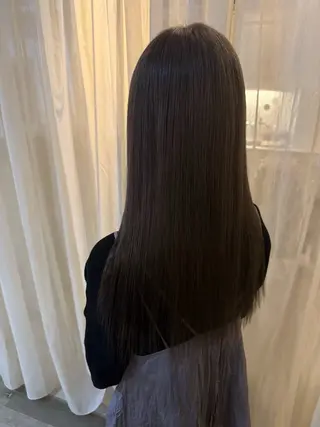 ロング 藤原 百花のヘアスタイル