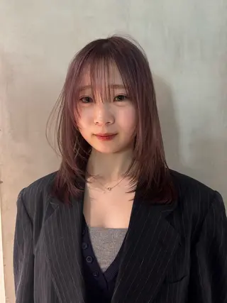 ミディアム 黒染め落とし ムラ修正　ハイトーンのヘアスタイル