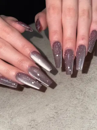 ネイル ネイルルーム チャームのネイルデザイン