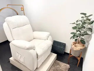 CARRE AKINAの眉毛・アイブロウイメージ