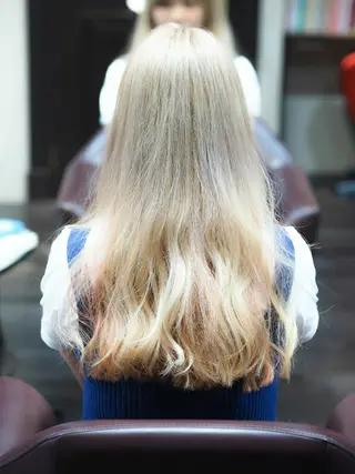 セミロング カラー ロング 辻 竜也　のヘアスタイル