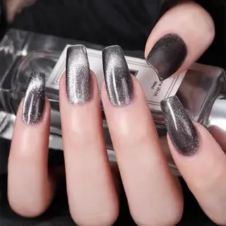 ネイル 坂本 菜々子のネイルデザイン