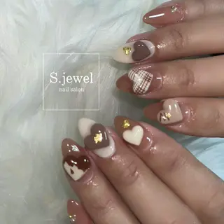 ネイル S. JEWELのネイルデザイン
