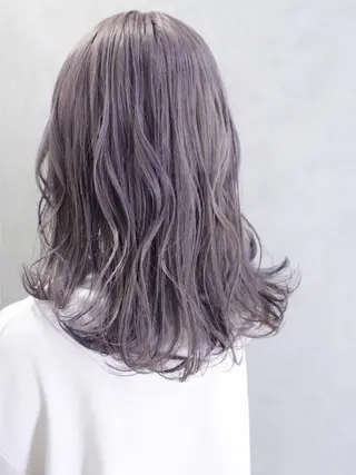 ミディアム カラー ヘアアレンジ lani ブリーチ /ダブルカラーのヘアスタイル