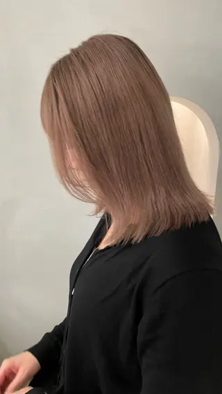 ミディアム カラー 髪質改善ストレート 🌈似合わせカットのヘアスタイル