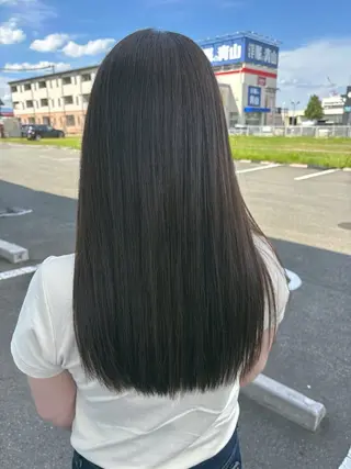 ロング 山本 ミカ /EARTH盛岡南のヘアスタイル