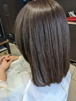 カラー 小嶺 麗華のヘアスタイル