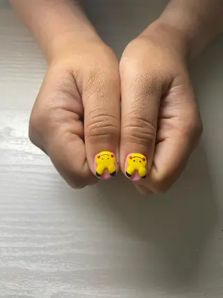 ショート カラー ネイル Nailsalon Calmeのネイルデザイン