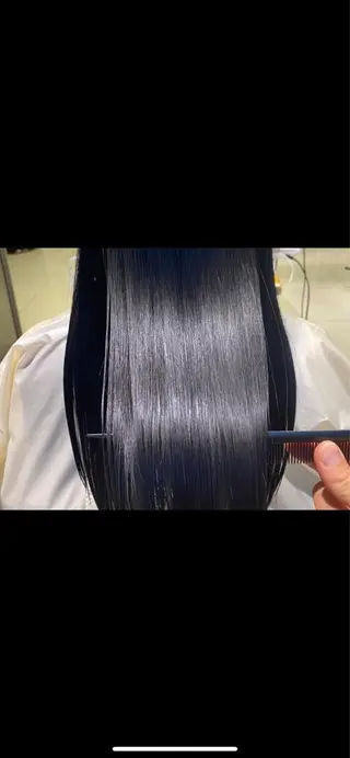 セミロング ヘアリゾートA i 秋葉原店のヘアスタイル