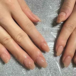 ネイル VIERU 🌈🎀💖のネイルデザイン