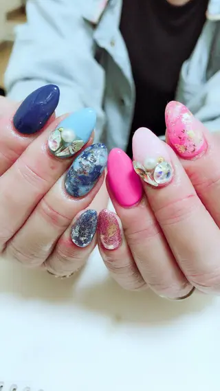 ネイル 吉冨 光恵のネイルデザイン