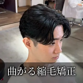 ショート メンズ メンズサロンOVER 町田店[学生限定]の眉毛・アイブロウイメージ