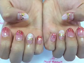 ネイル ネイルリボン 受付スタッフのネイルデザイン