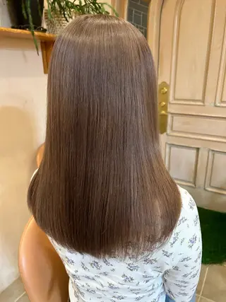 セミロング カラー mayu .のヘアスタイル