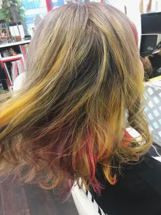 セミロング カラー 岩谷/ブリーチ 🪽透明感カラーのヘアスタイル