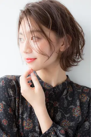 ショート フェザー/波巻き 雫石大夢のヘアスタイル