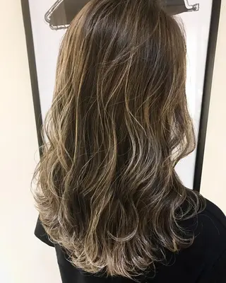 セミロング カラー 髪質改善サロン 心斎橋ARCHEのヘアスタイル