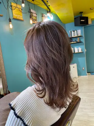 セミロング カラー 末石 智のヘアスタイル