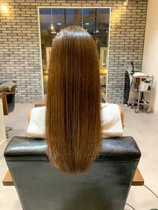 ロング カラー 地毛風ストレート/ 髪質改善/榎本流行のヘアスタイル