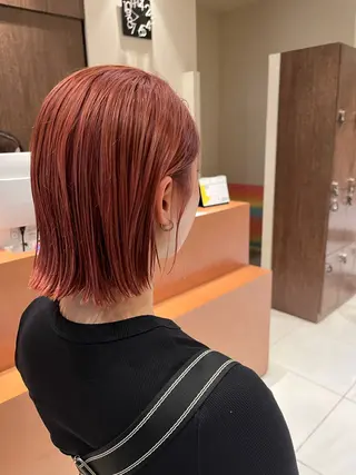 ミディアム カラー ルナ|縮毛矯正 ×デザインカラー🥝のヘアスタイル