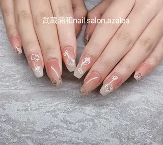 ネイル R inのネイルデザイン