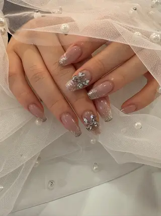 ミディアム ワンホンネイル/ 韓国ネイルMAKIのネイルデザイン