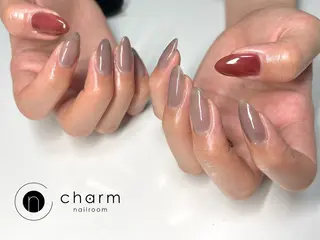 ネイル ネイルルーム チャームのネイルデザイン