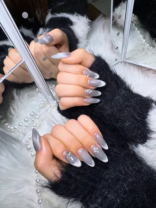 ネイル ꕤ︎︎牧野 麻衣ꕤ︎︎のネイルデザイン