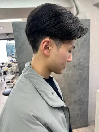 メンズ Noyヨシモト ヒロトのヘアスタイル
