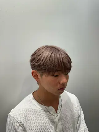 ショート 三浦 流星のヘアスタイル