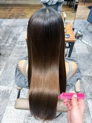 ロング 三浦 優心のヘアスタイル