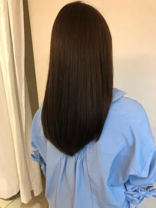 ロング 美髪矯正・レイヤー 倉友哉のヘアスタイル
