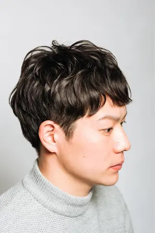 ショート パーマ メンズ 山下 襟華のヘアスタイル